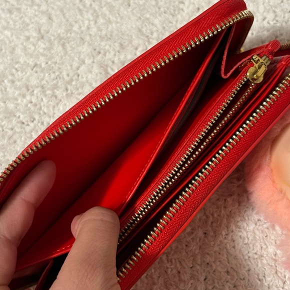 Louis Vuitton RedOrange Vernis Wallet - Picture 8 of 14